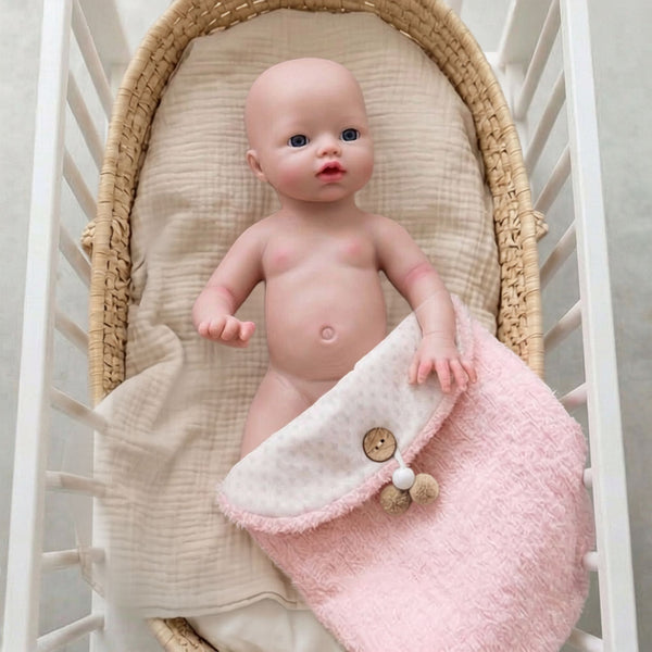 Bebe Reborn Silicona Platino "Juana" (42 cm, 2,2 kg) - Recién Nacida sin Pelo, Ajuar Angora y Manta Purpurina