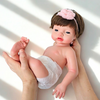 Bebé reborn de Silicona Platino Miel - Sistema Líquidos (BEBE 🍼 y HACE PIS 💦), Pelo Injertado, Pintada a Mano y Bañable -  Mide 44 cm y pesa 2.5 Kg
