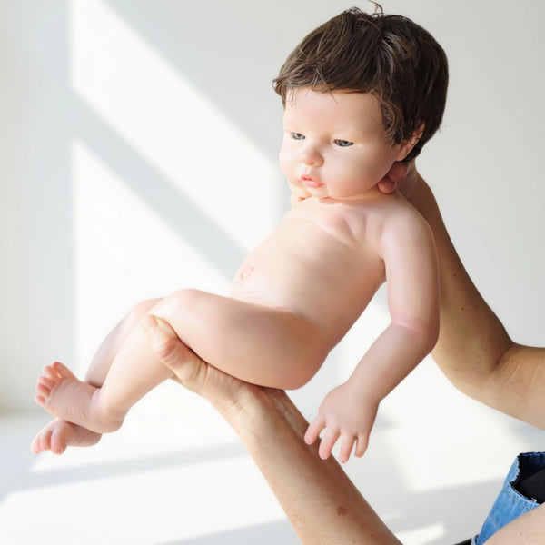 Bebé Reborn Silicona Platino "Carmen" Niña (50cm, 3.5kg) – Sistema de Líquidos y Peso Real de Recién Nacido